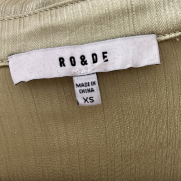 Light green crop button up shirt - Picture 2 of 3